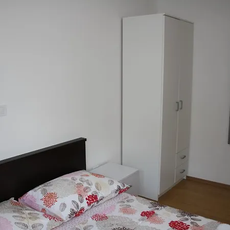 Apartman Suker *